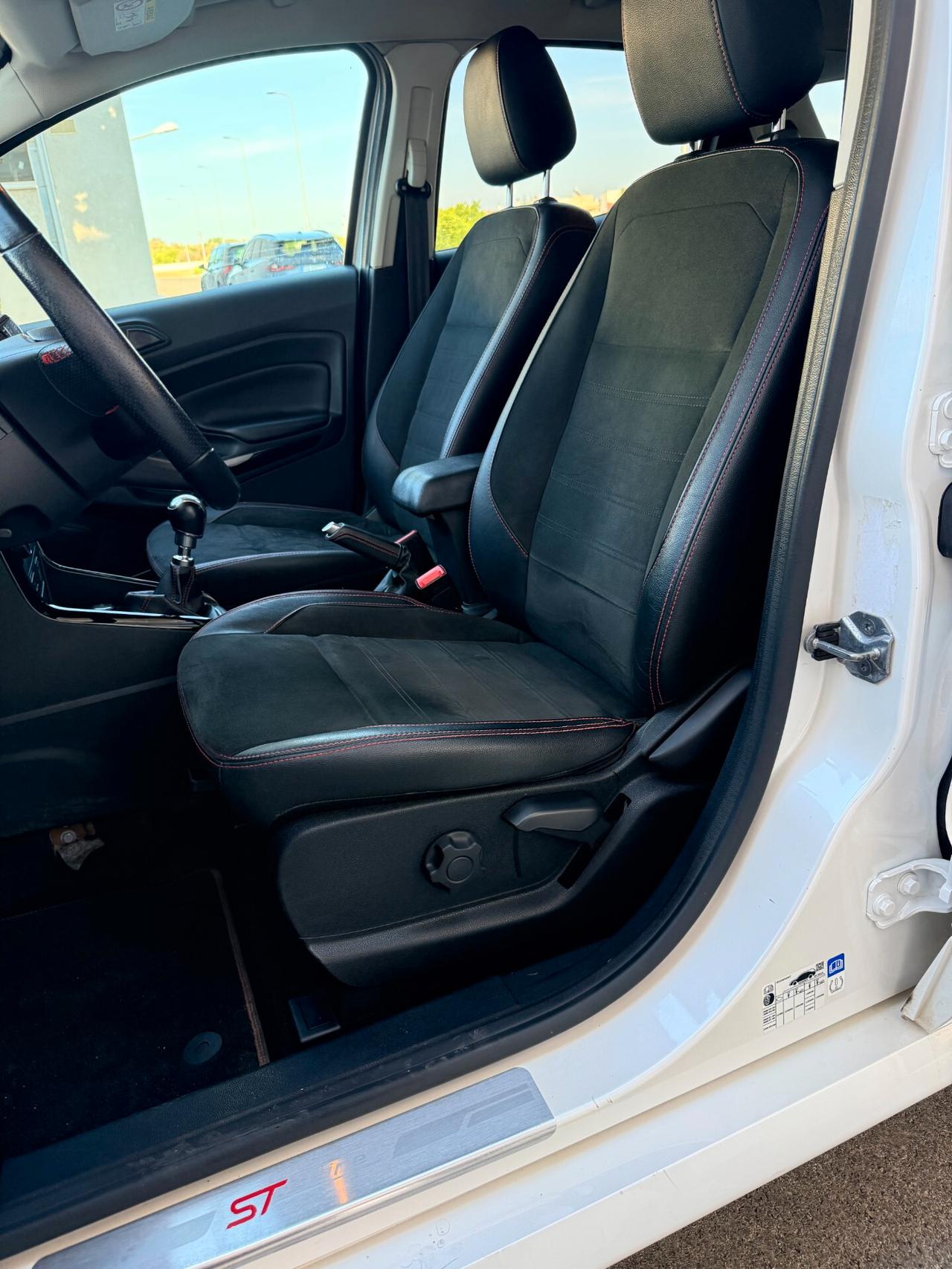 Ford EcoSport 1.5 ecoblue ST-Line Black Edition NAVI,TELECAMERA,ANDROID AUTO,APP CONNECT,ALCANTARA,SCHERMO DIGITAL