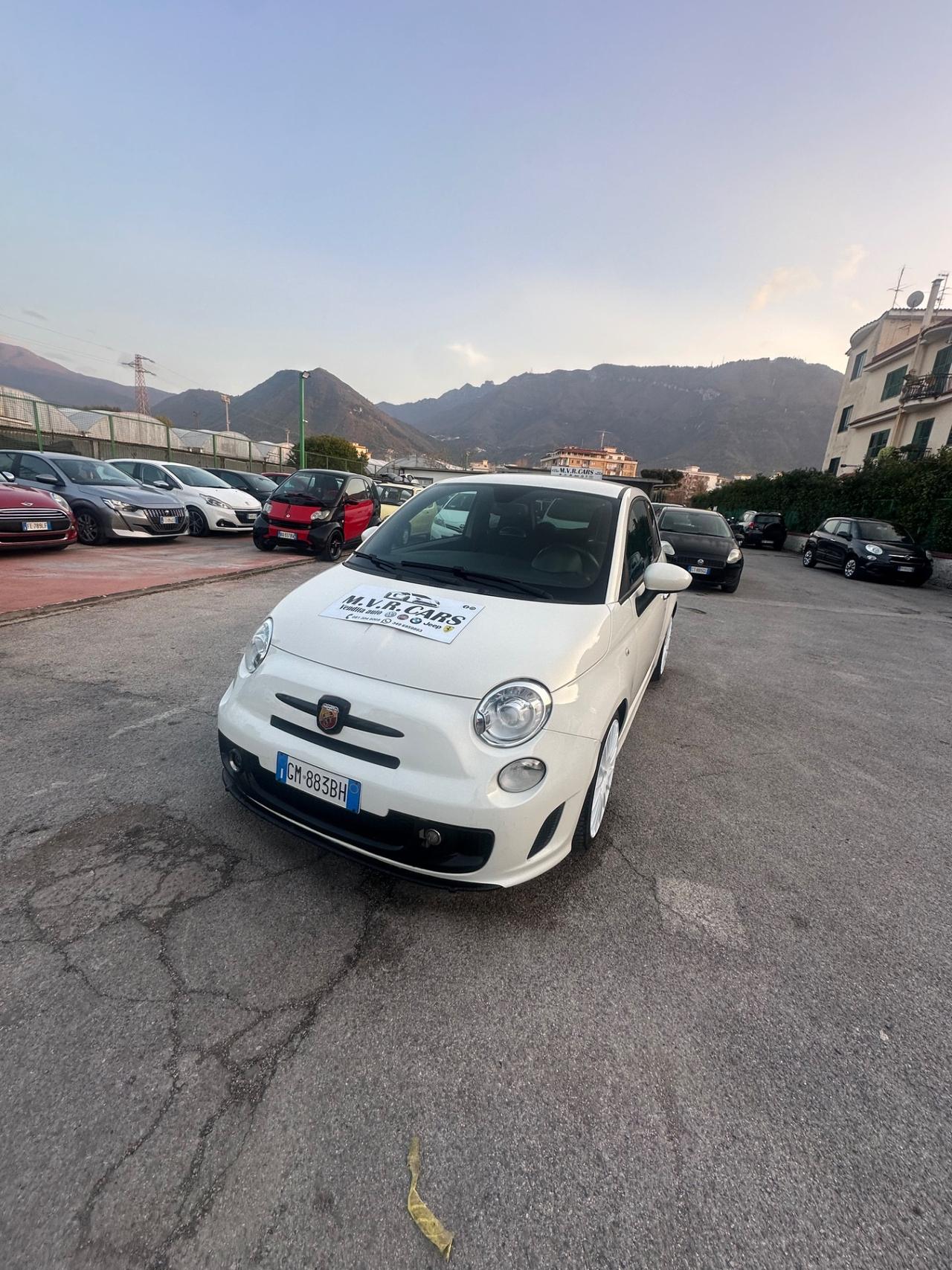 Abarth 500 C 1.4 Turbo T-Jet Custom