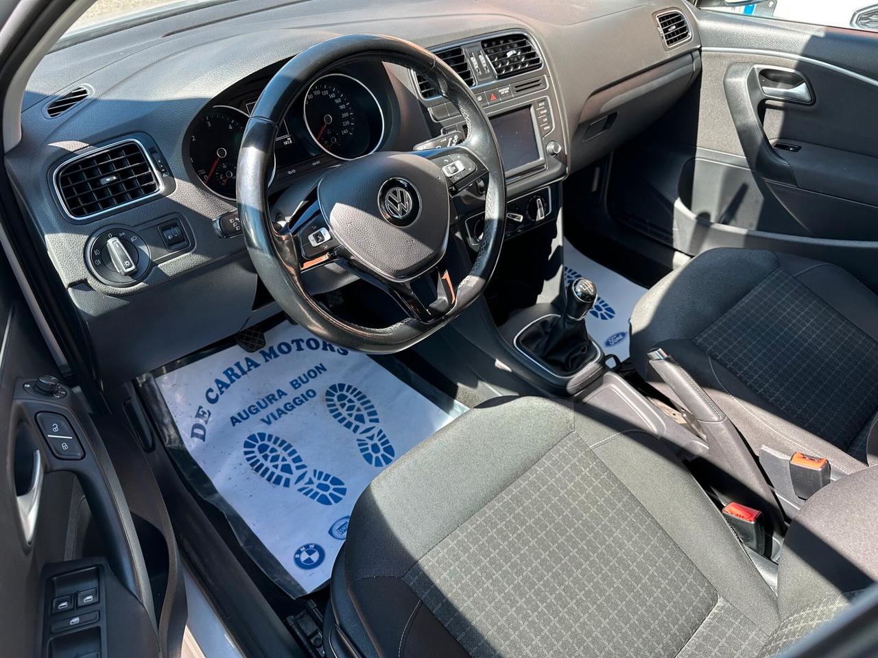 Volkswagen Polo 1.4 TDi 75CV Comfortline - 2016
