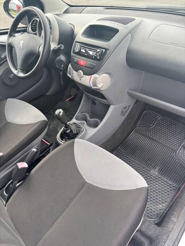 Peugeot 107 Neop. 1.0 benzina