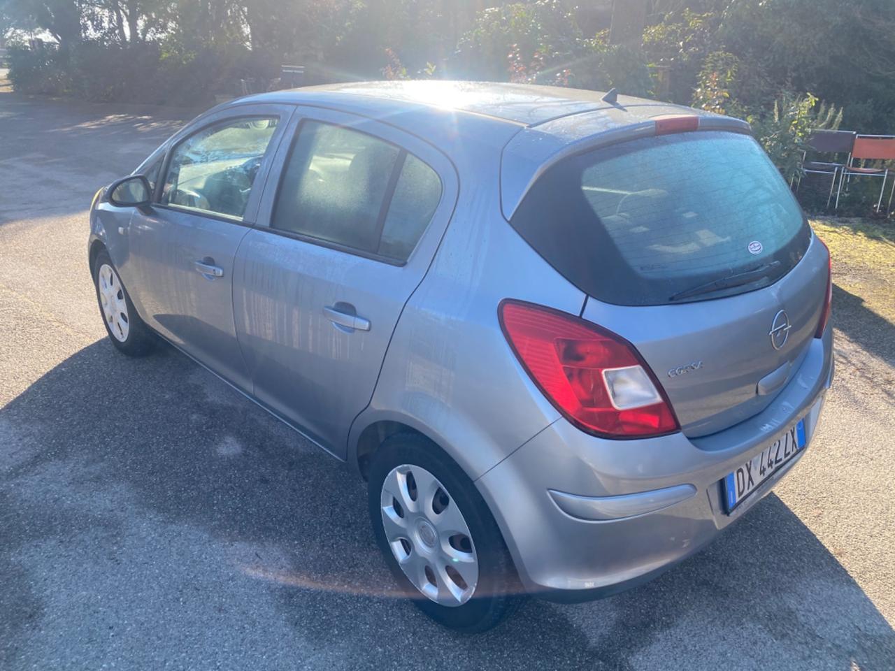 Opel Corsa 1.2 5 porte Enjoy