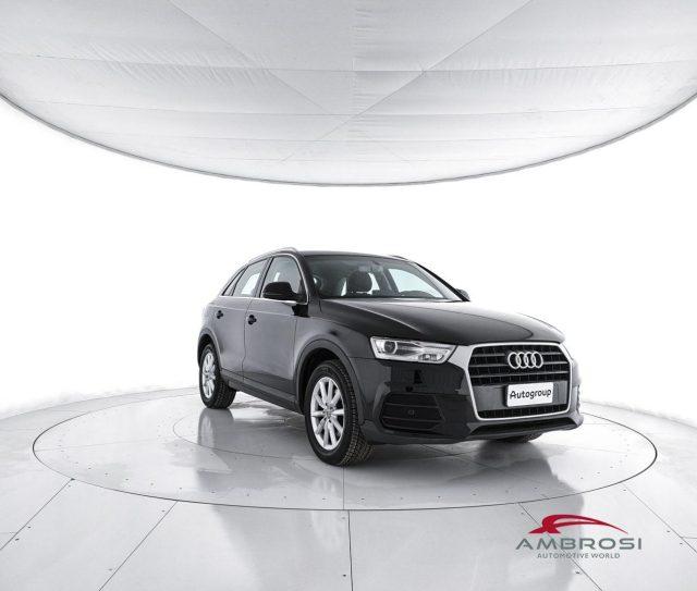 AUDI Q3 2.0 TDI 120 CV Business