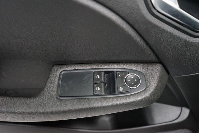 RENAULT Clio TCe 90 CV 5 porte Business