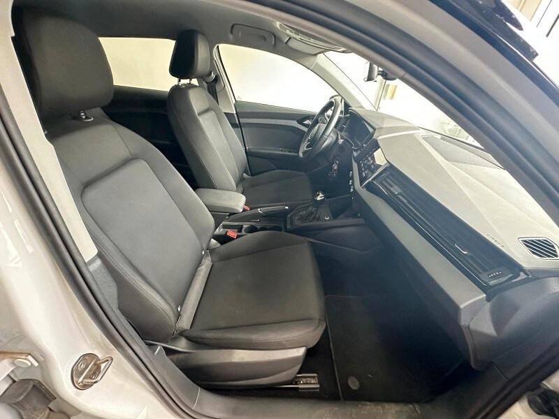 AUDI A1 2ª serie A1 citycarver 30 TFSI S troni...