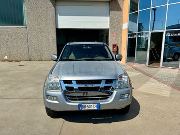 Isuzu D-Max 3.0 TD cat Crew Cab 4WD Pup LS Roadm.Aut