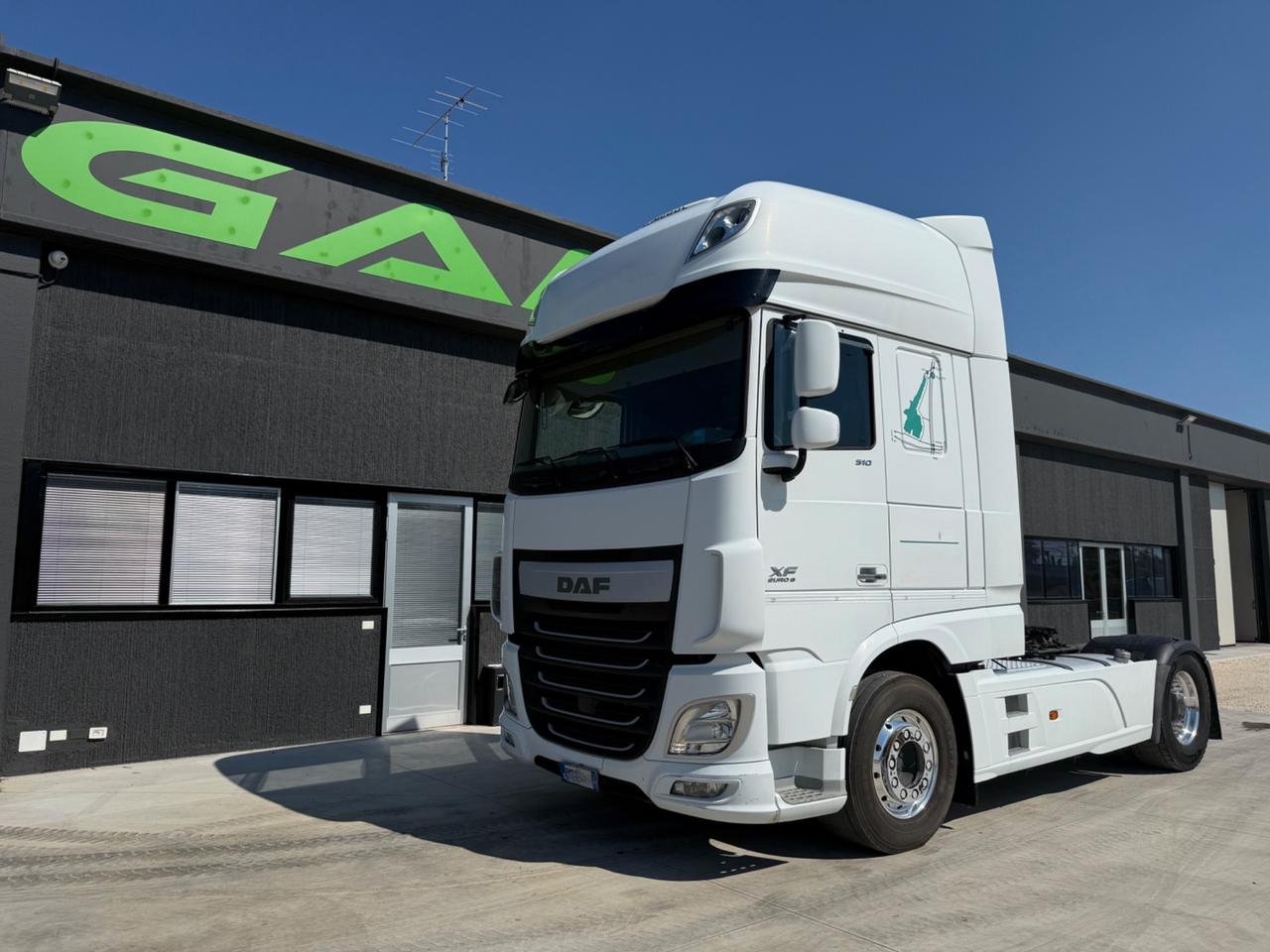 DAF XF510 trattore stradale ADR Intarder Euro6