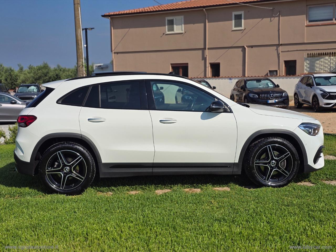 MERCEDES-BENZ GLA 200 d Automatic Premium TETTUCCIO