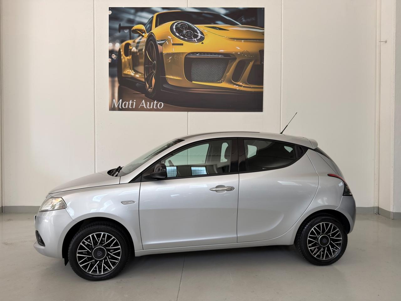 Lancia Ypsilon 1.2 69 CV 5 porte S&S Gold