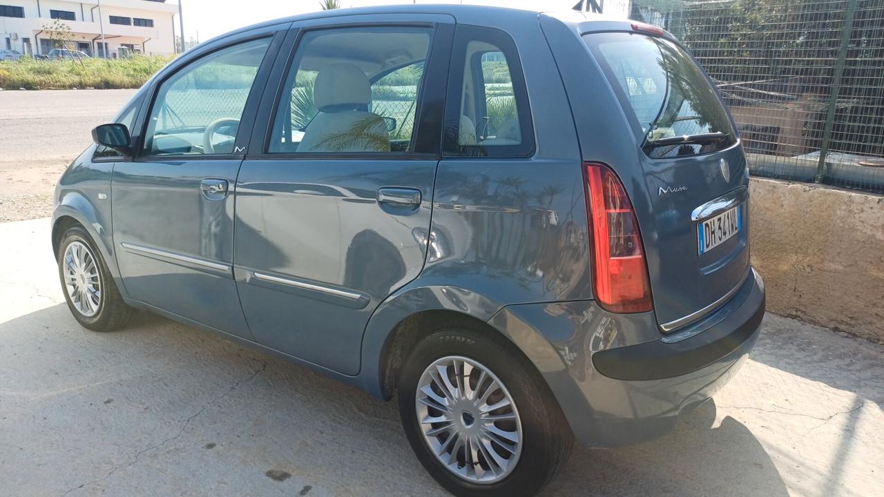 Lancia MUSA 1.3 Multijet 16V Oro