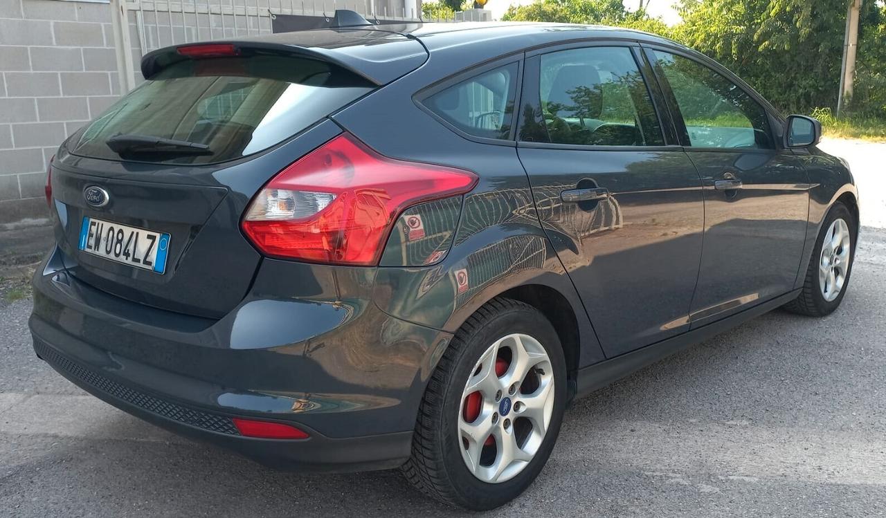 Ford Focus 1.6 TDCi 95 CV