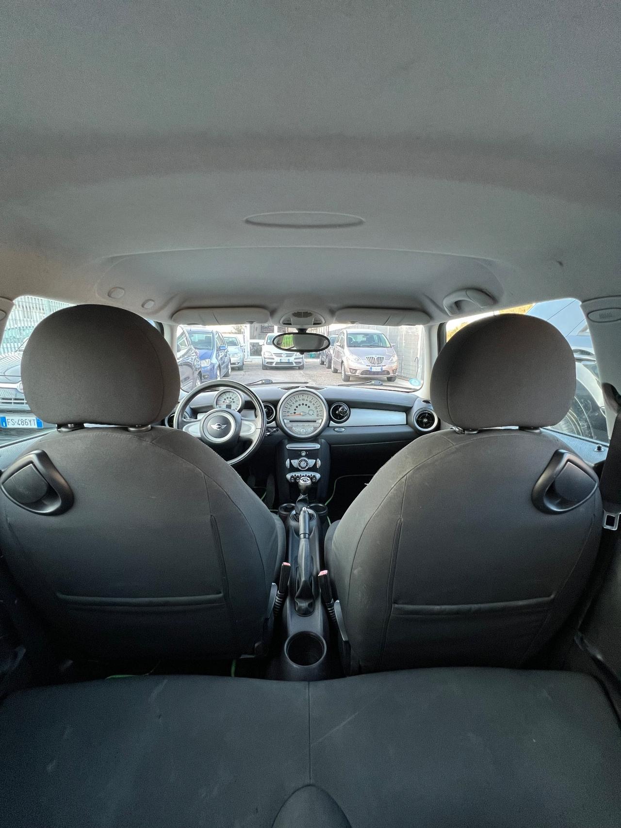 Mini 1.4 16V One neopatentati