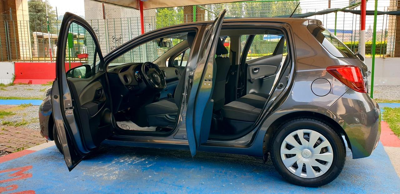 TOYOTA YARIS 1.5 BENZINA/IBRIDA GARANZIA DI CASA TOYOTA