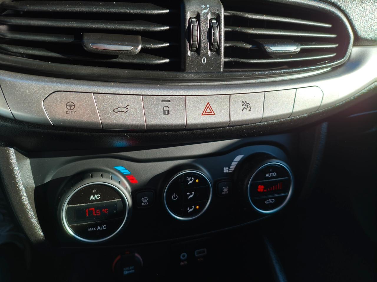 Fiat Tipo berlina 1.3 Mjt Opening Edition