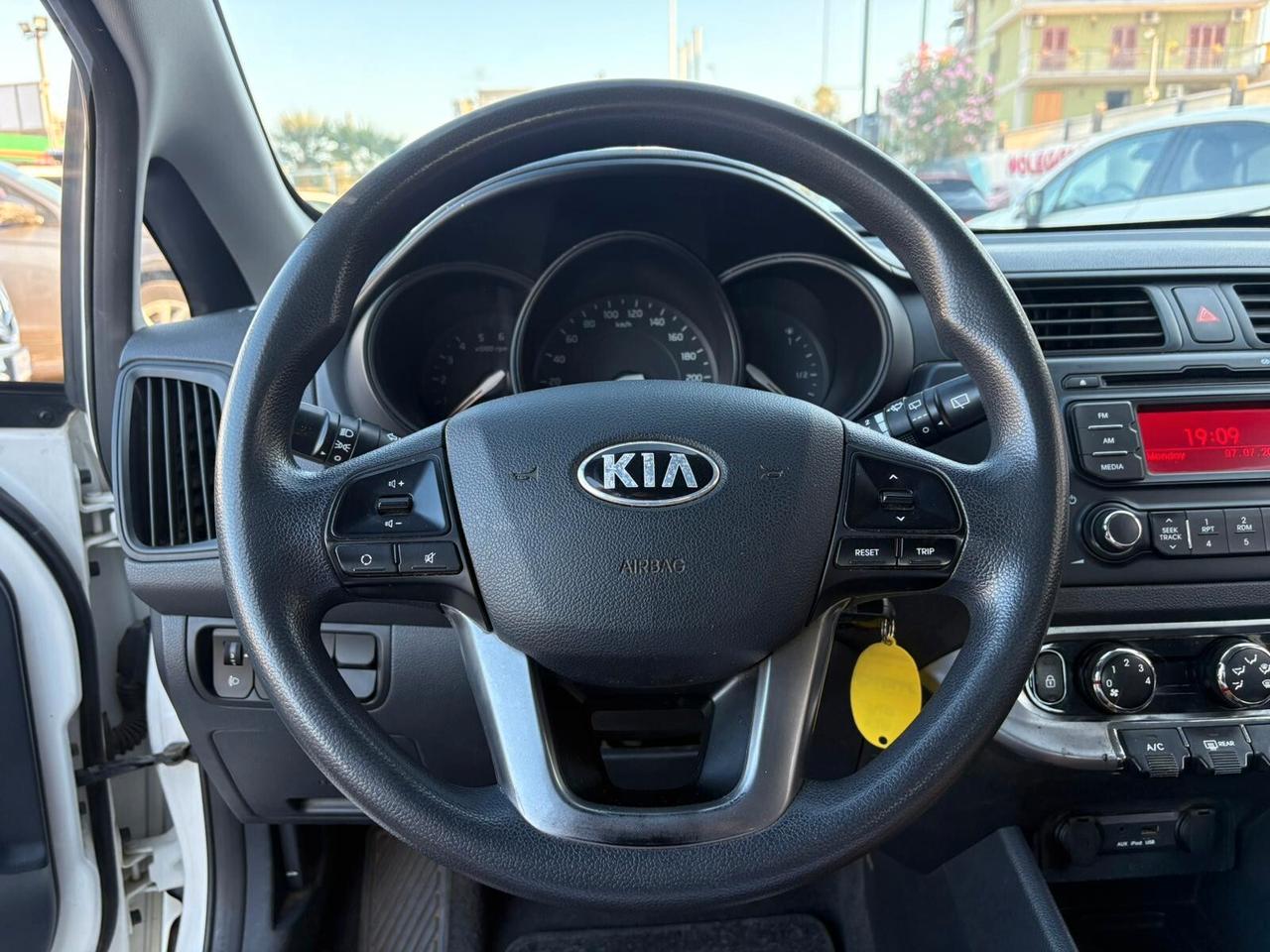 Kia Rio 1.4 CRDi WGT 5p. EX