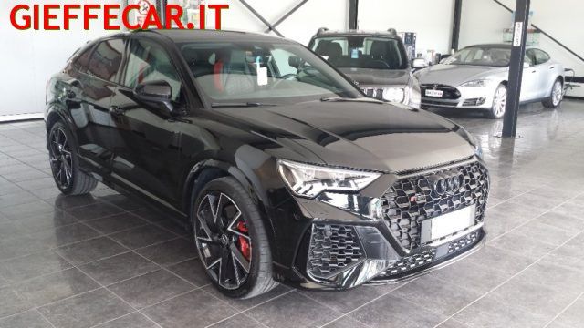 AUDI RS Q3 SPB Quattro S-Tronic