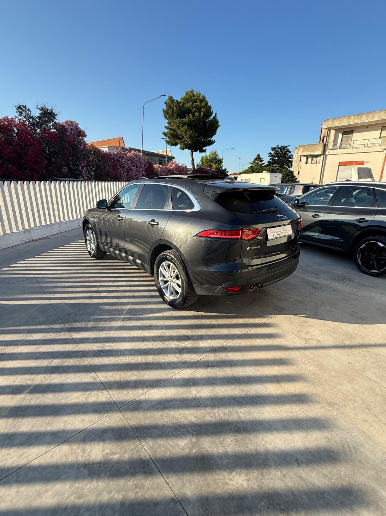 Jaguar F-Pace 2.0 D 180 CV AWD aut. Portfolio