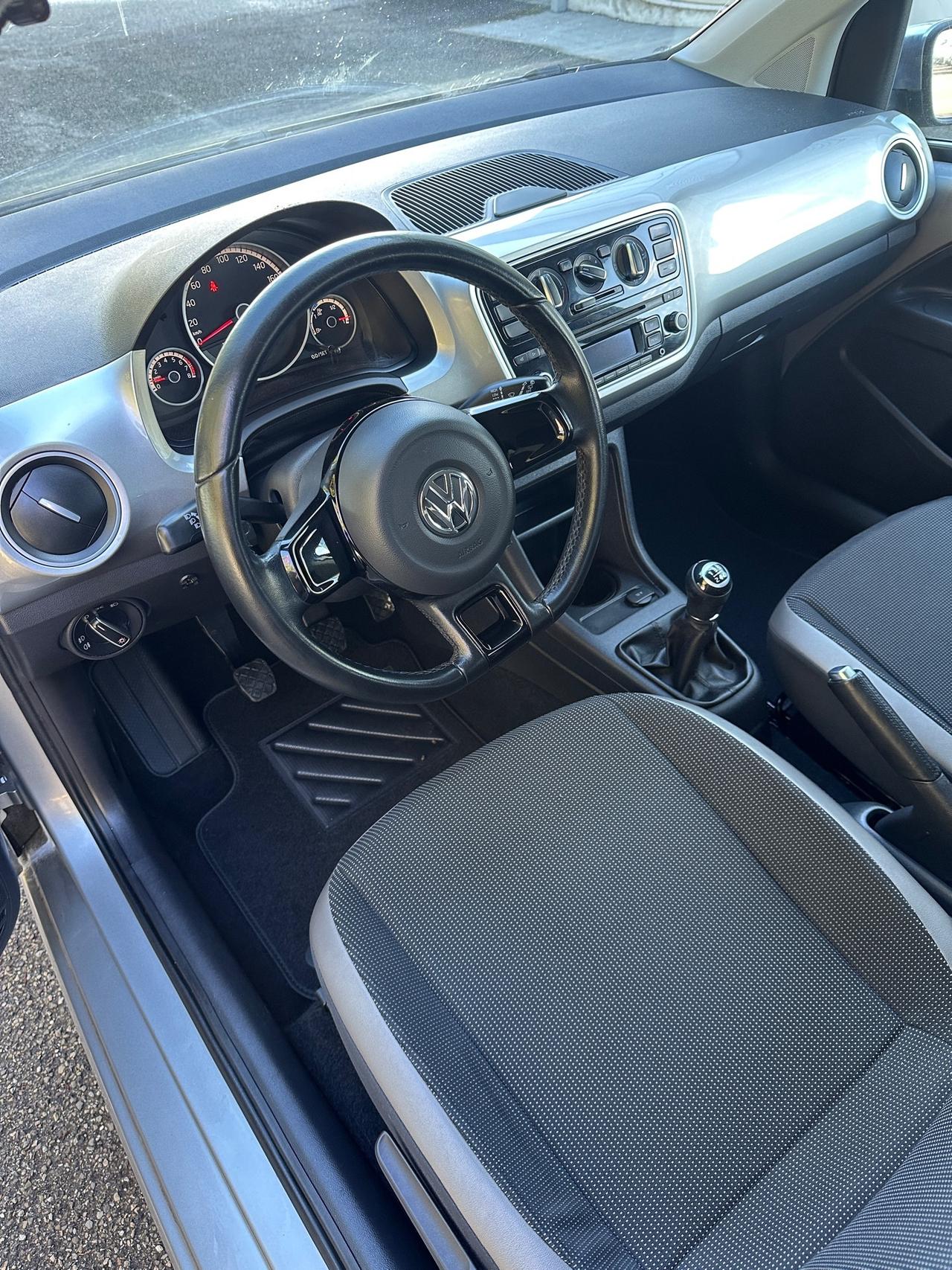 Volkswagen up! 1.0 5p. eco high BlueMotion Technology - 2013