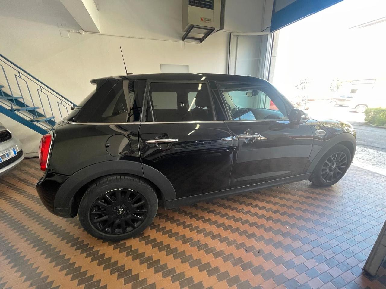 Mini Mini 1.2 One 75 CV 5 porte