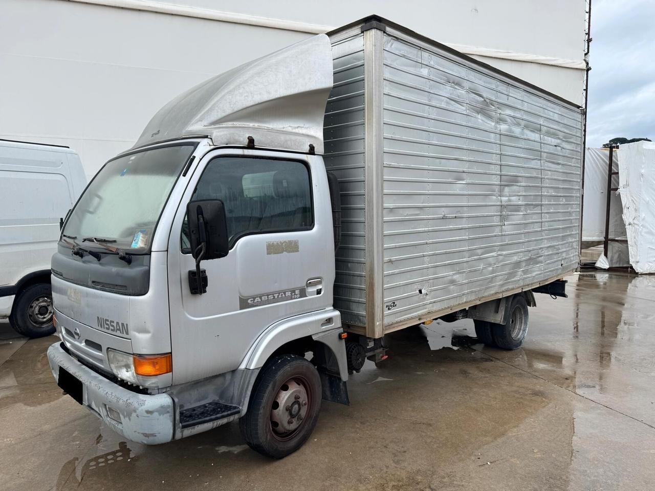 Nissan CABSTAR 35/3 TELAIO GEMELLATO FURGONATO