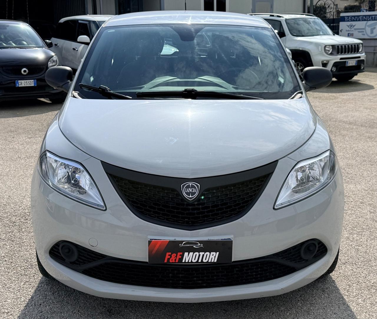 Lancia Ypsilon 1.2 69 CV 5 porte GPL Ecochic Elefantino Blu