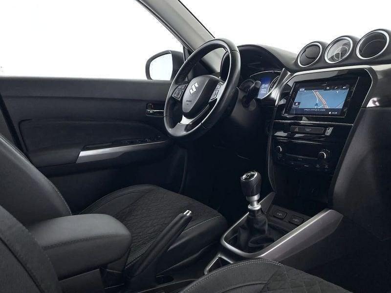 Suzuki Vitara 1.4 Hybrid Top