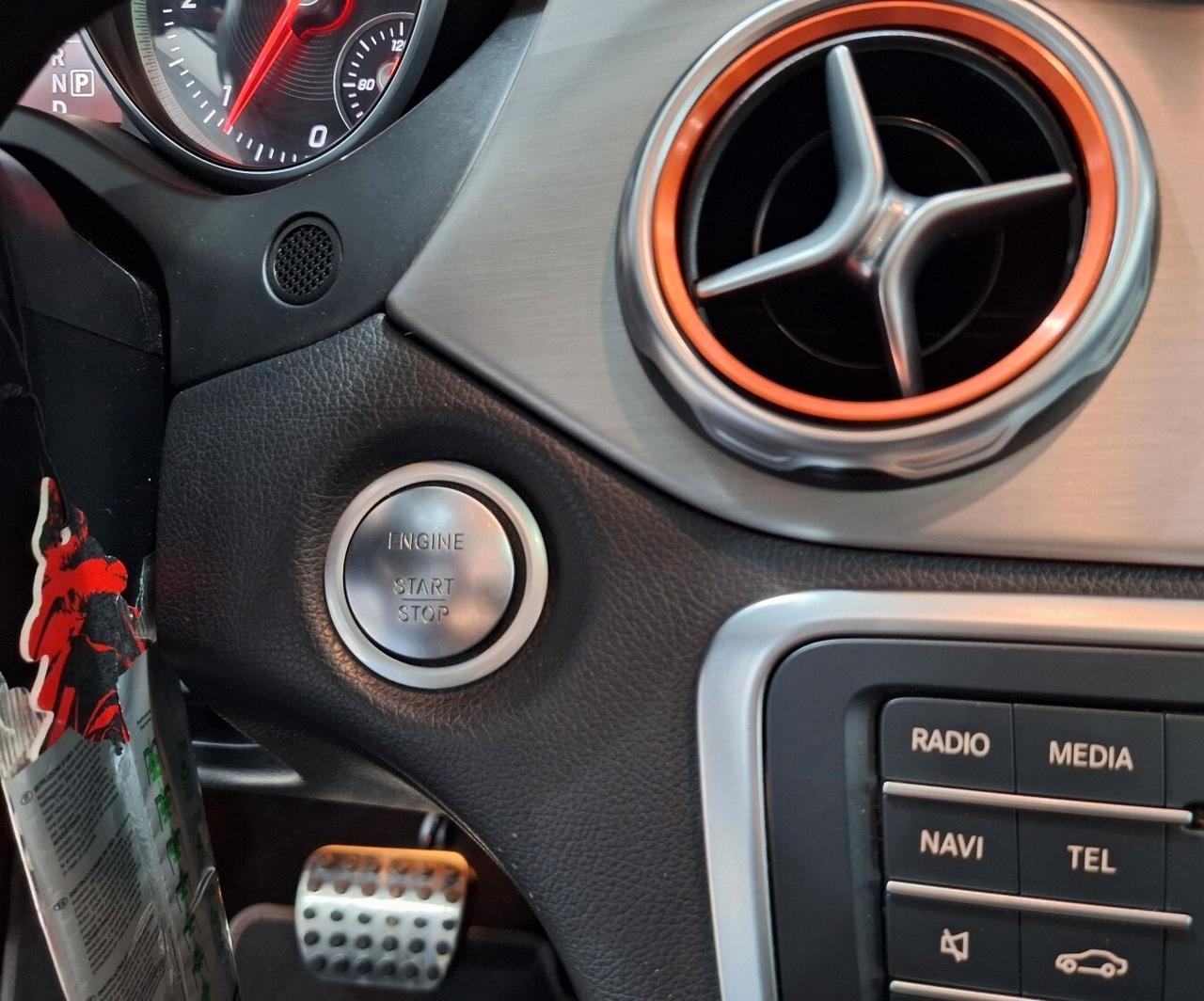 Mercedes GLA 200d Aut4MaticPremium AMG 76.092Km