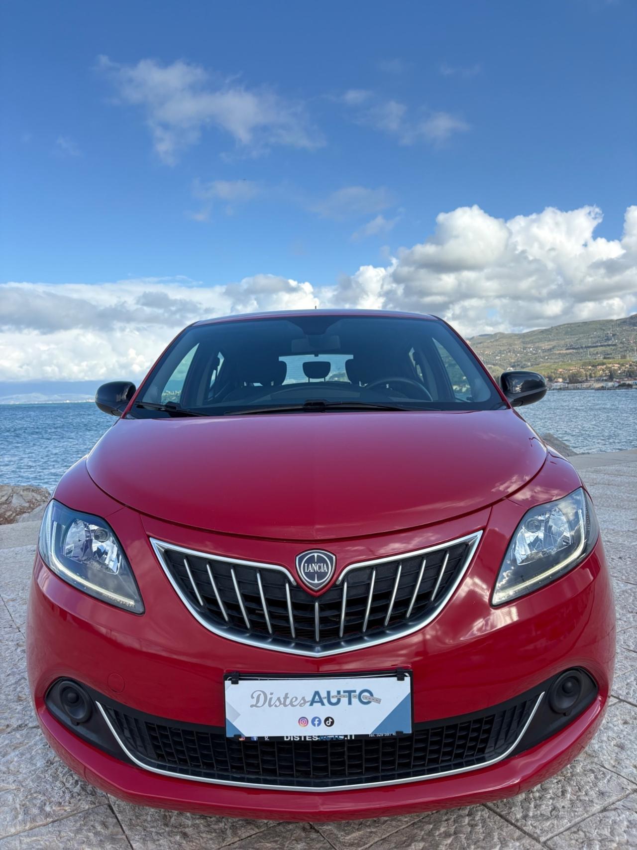 Lancia Ypsilon 1.0 FireFly 5 porte Hybrid