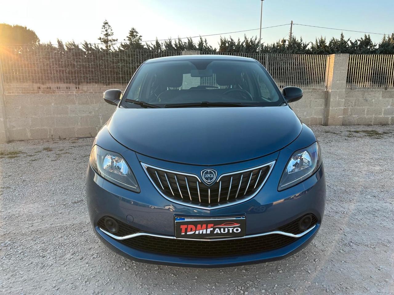 Lancia Ypsilon 1.0 FireFly 5 porte S&S Hybrid UnYca