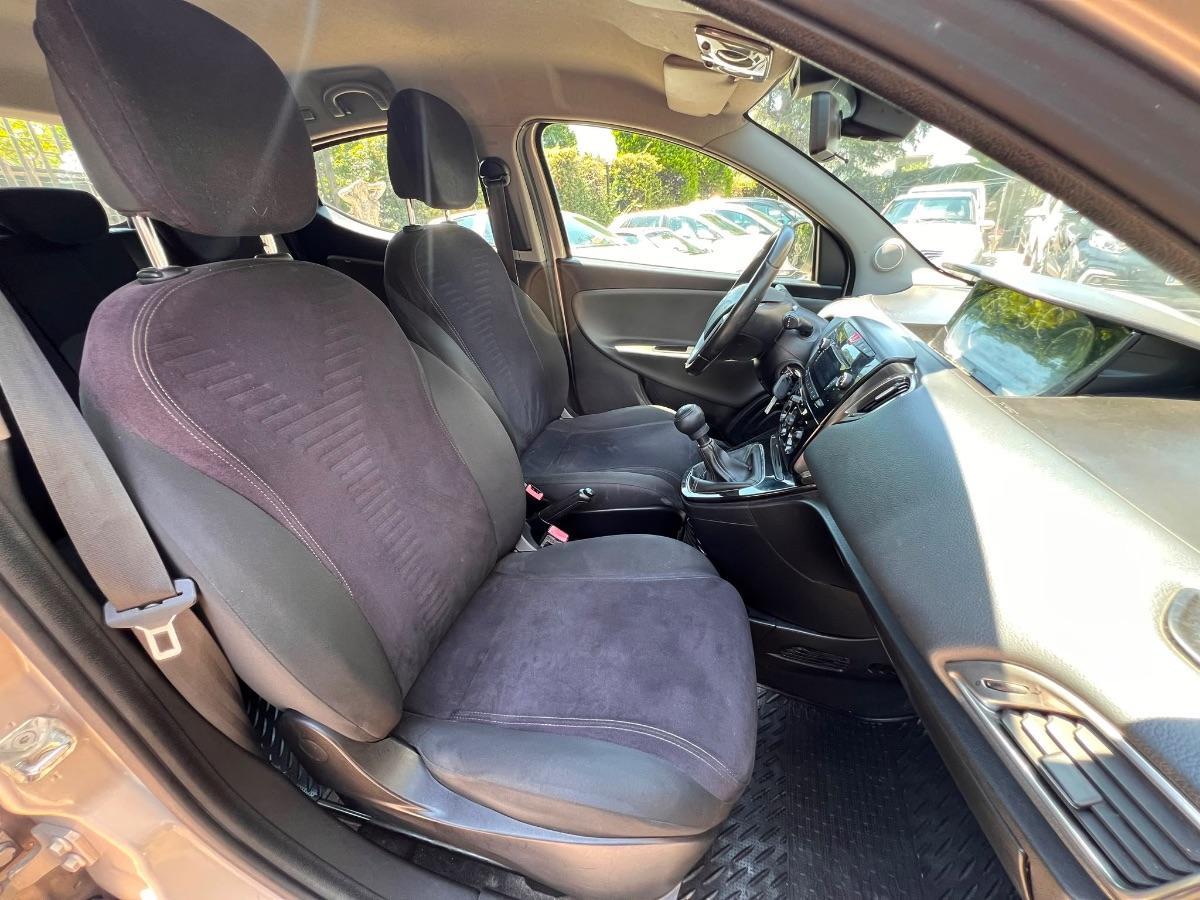 LANCIA Ypsilon 1.3 MJT 95 CV 5p. S&S Platinum