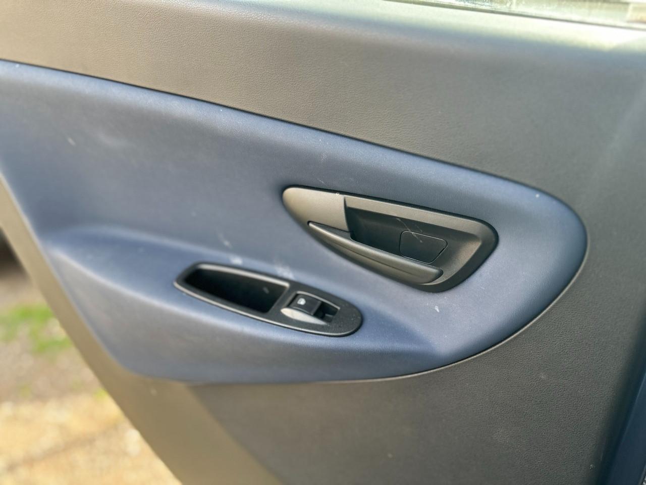 LANCIA Ypsilon III 2021 - Ypsilon 1.0 firefly hybrid Platino s&s 70cv