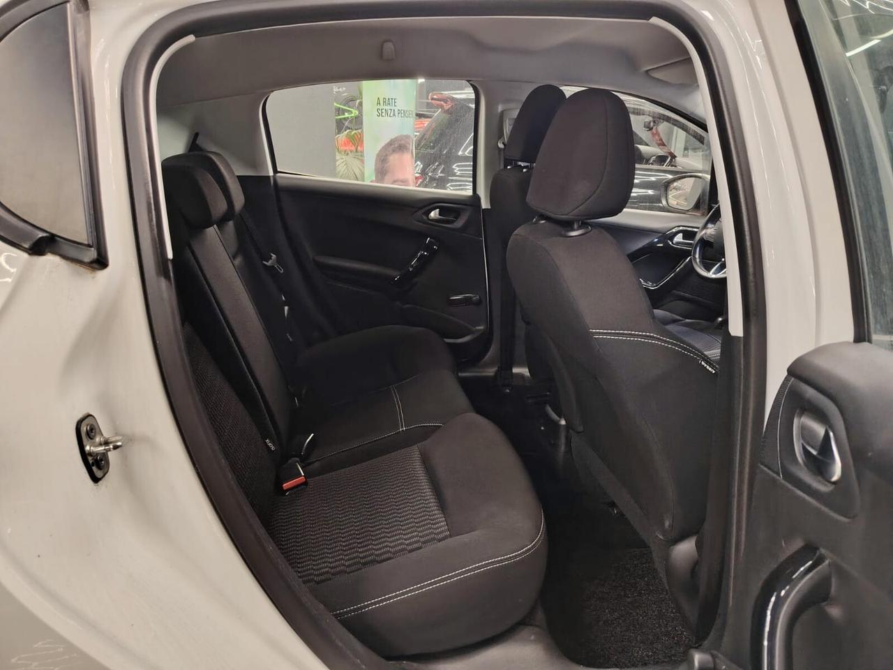 Peugeot 208 PureTech 82 5p. GPL