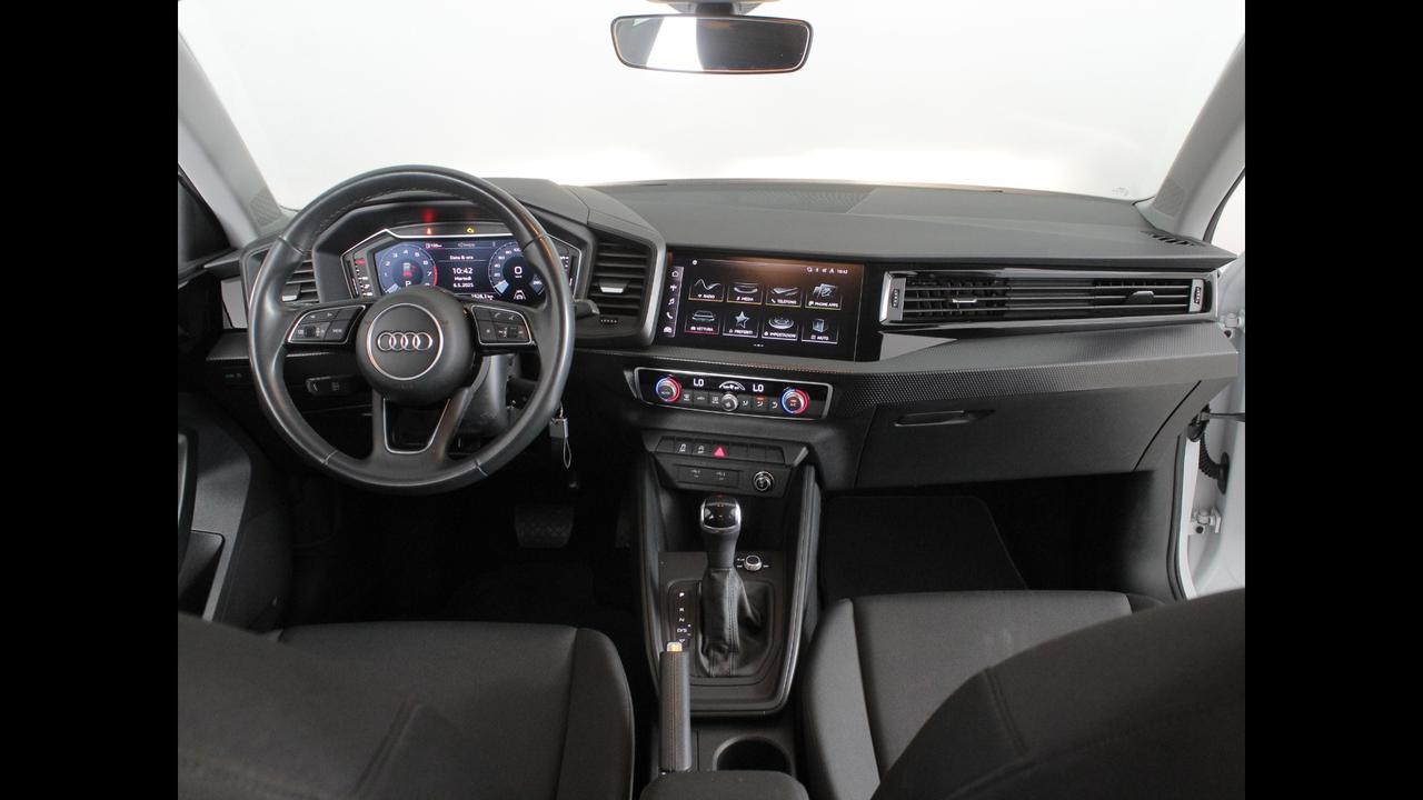 AUDI A1 II 2022 allstreet - A1 allstreet 30 1.0 tfsi Admired 110c