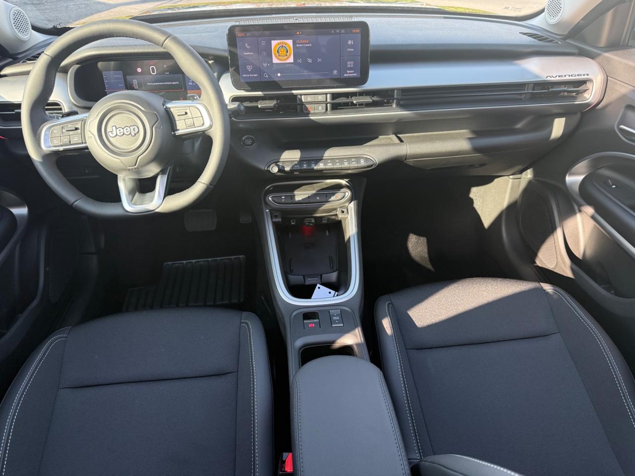 Jeep Avenger 1.2 turbo e-hybrid mhev Summit 110cv edct6 TETTO