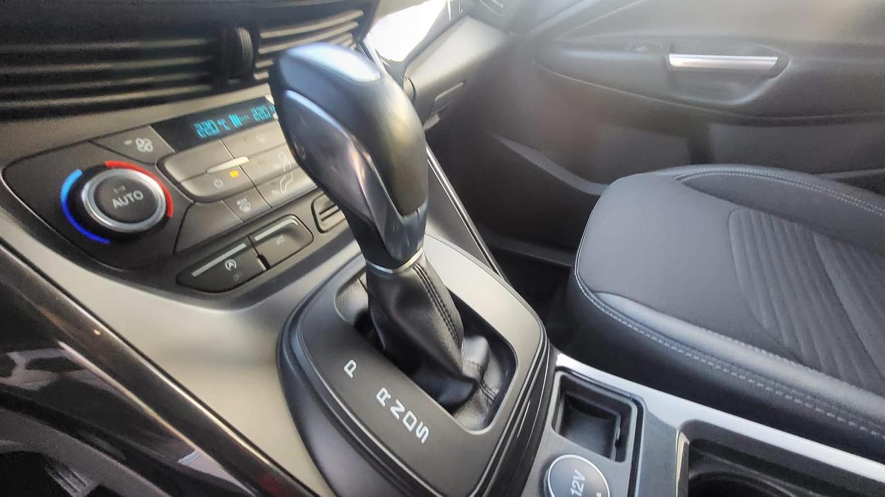 FORD KUGA 1.5 TDCI AUTOMATICA TITANIUM