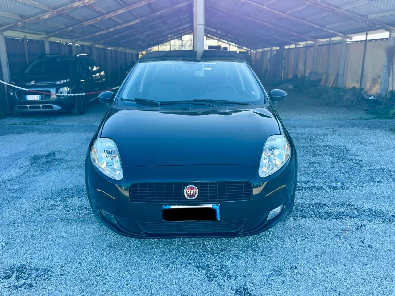 Fiat grande punto 1.2 benzina 65cv NEOPATENTATI