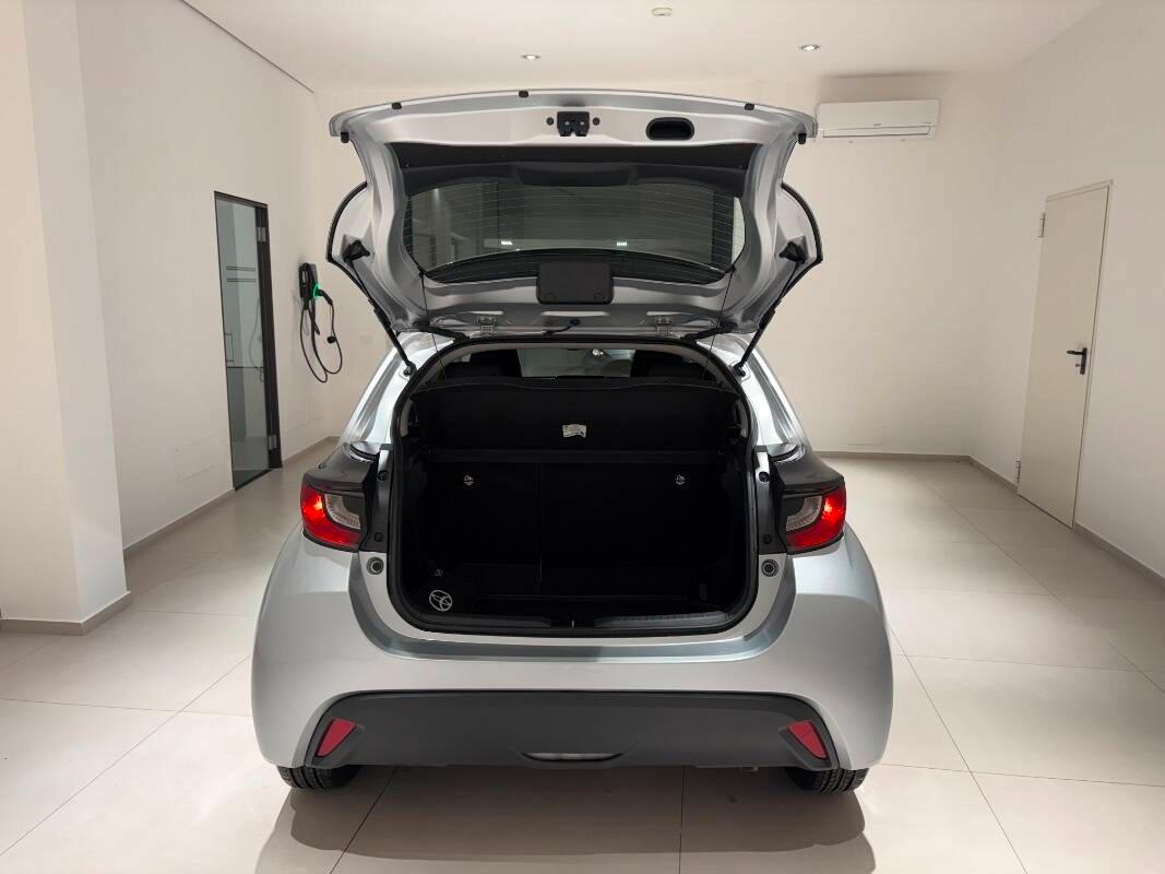 Toyota Yaris 1.5h Active