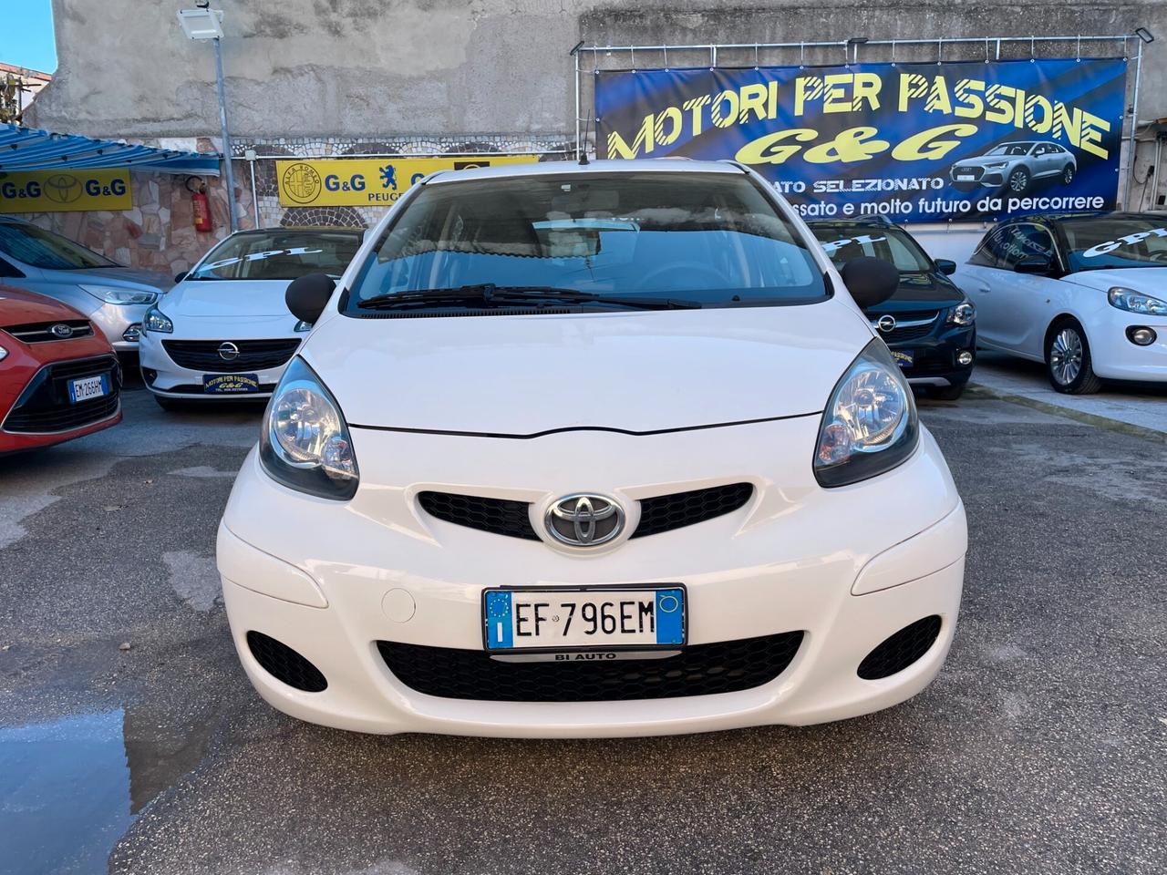 Toyota Aygo 1.0 12V VVT-i 5 porte Sol Connect