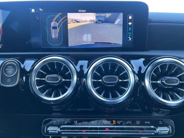 MERCEDES-BENZ A 200 d Premium Amg - MULTIBEAM CAMERA