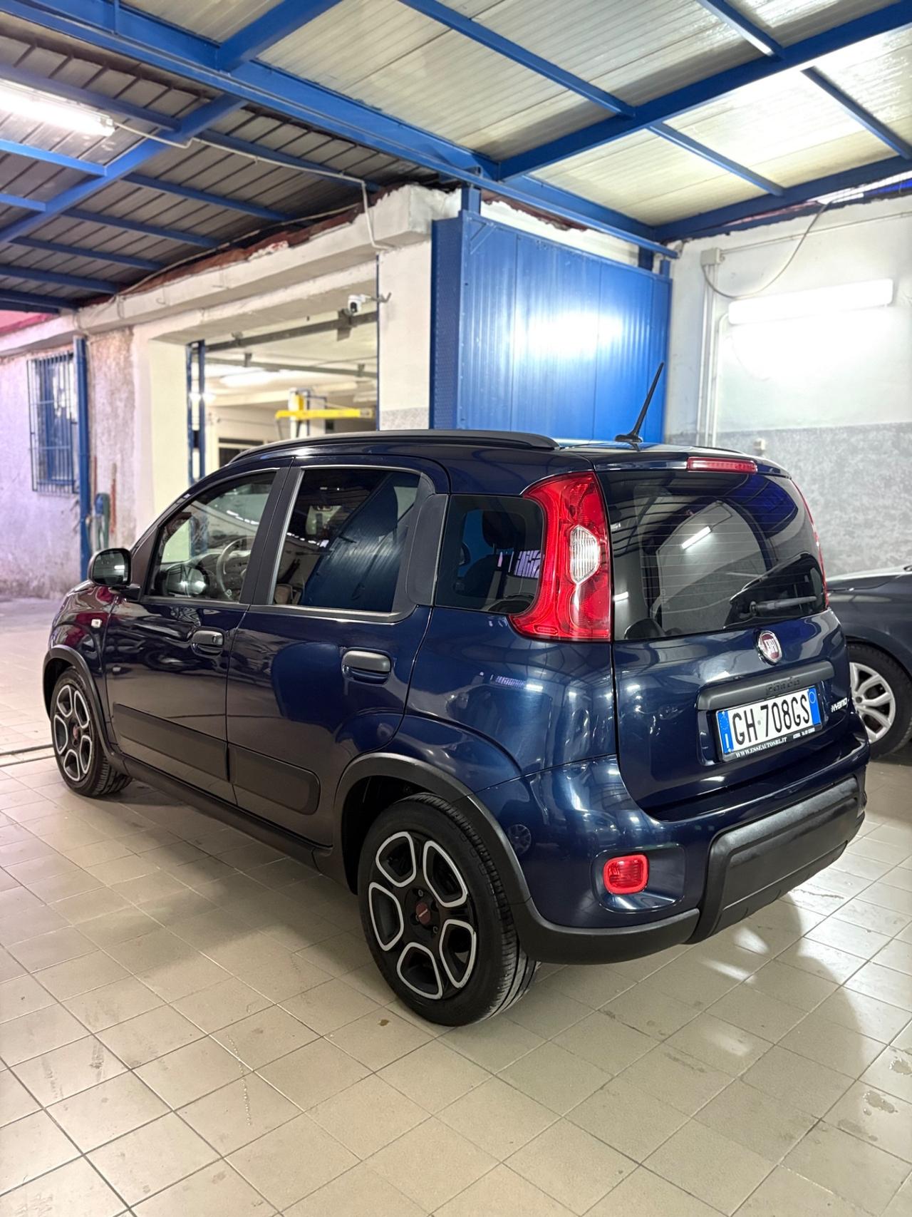 Fiat Panda 1.0 Benzina Hybrid 70cv City Cross