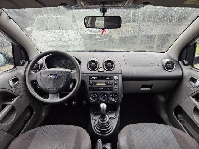 FORD Fiesta 1.4 16V 5p. Ghia