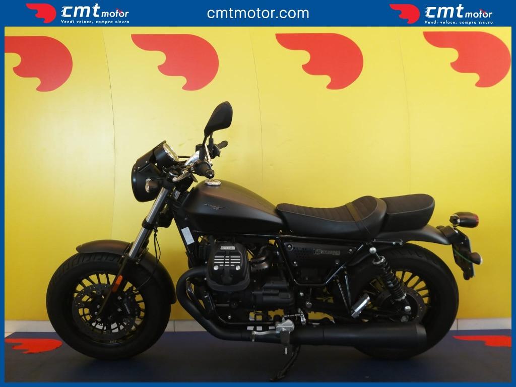 Moto Guzzi V9 - 2020