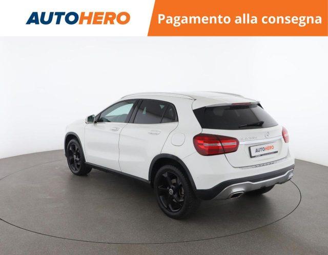 MERCEDES-BENZ GLA 180 d Automatic Sport