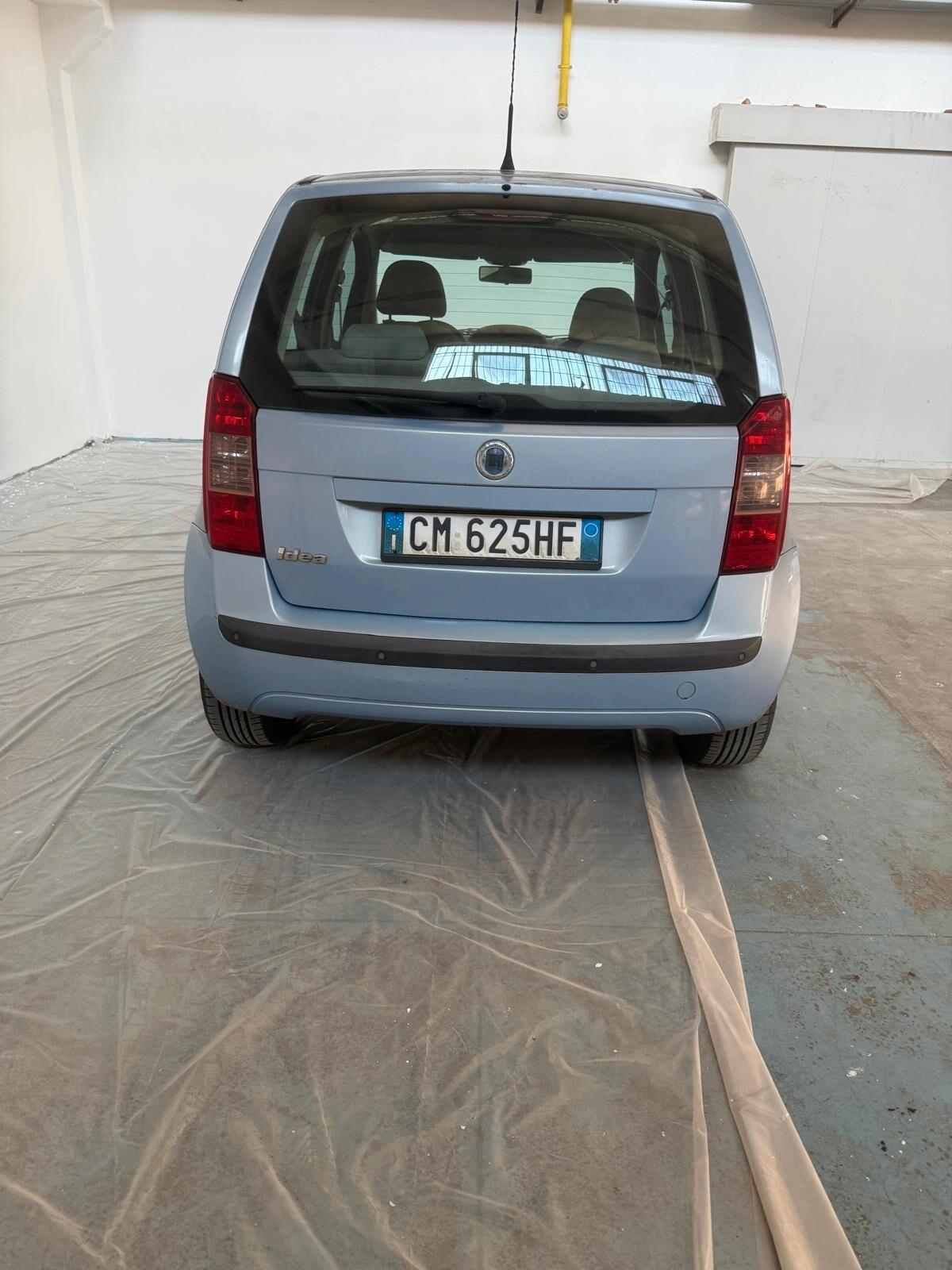 Fiat Idea 1.4 16V Emotion