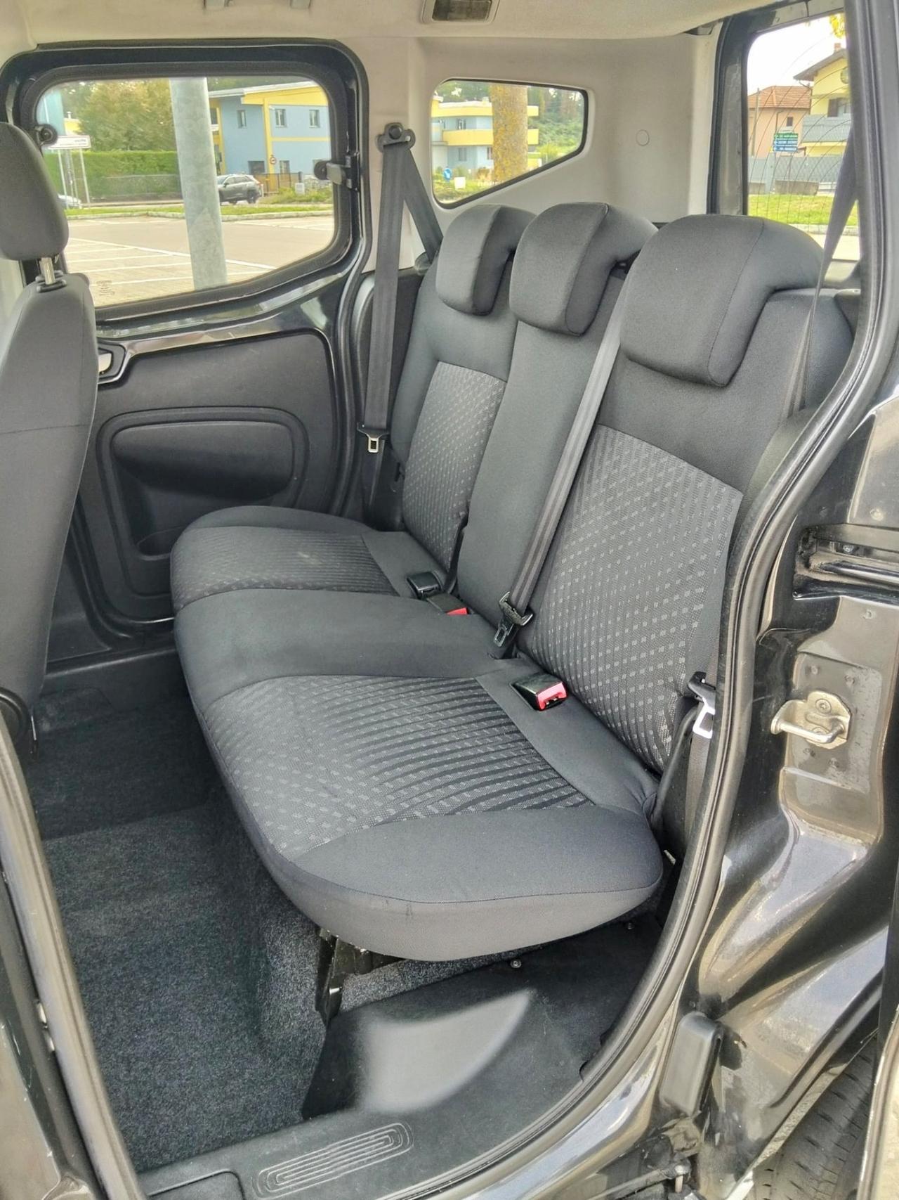 Peugeot Bipper Tepee 1.3 HDi 75 FAP Stop&Start Outdoor