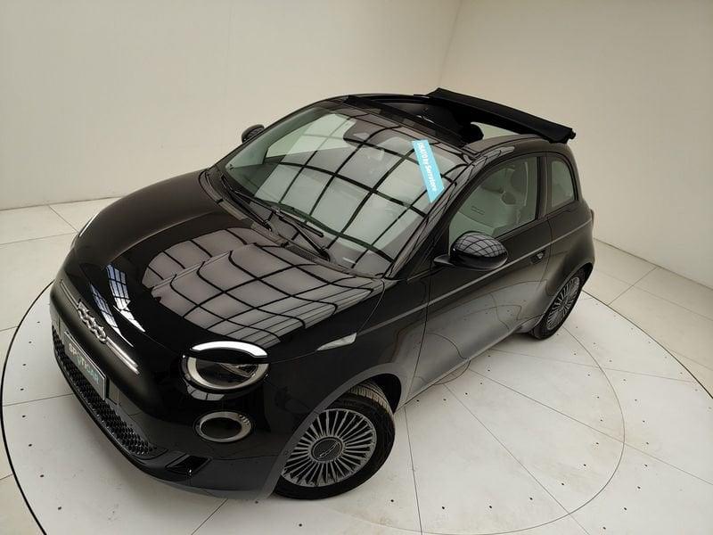 FIAT 500 IV 2020 Cabrio 500e Cabrio 42 kWh Icon +
