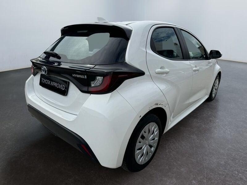 Toyota Yaris Hybrid Active MY22