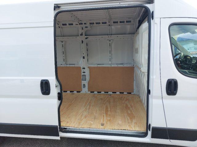 FIAT Ducato 33 2.2 Mjt 120CV PASSO LUNGO PL - TM Furgone
