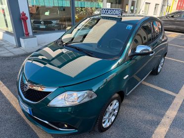 Lancia Ypsilon 1.2 69 CV 5 porte Platinum ***OK NEOPATENTATI***