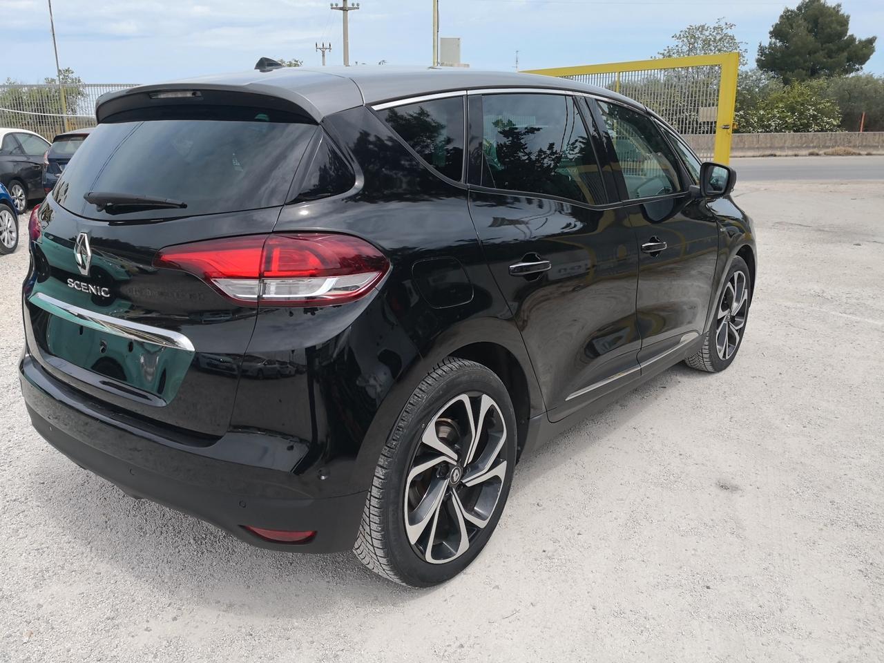 Renault Scenic S&S dCi 8V 110 CV EDC Energy Bose. IVA INCLUSA NEL PREZZO