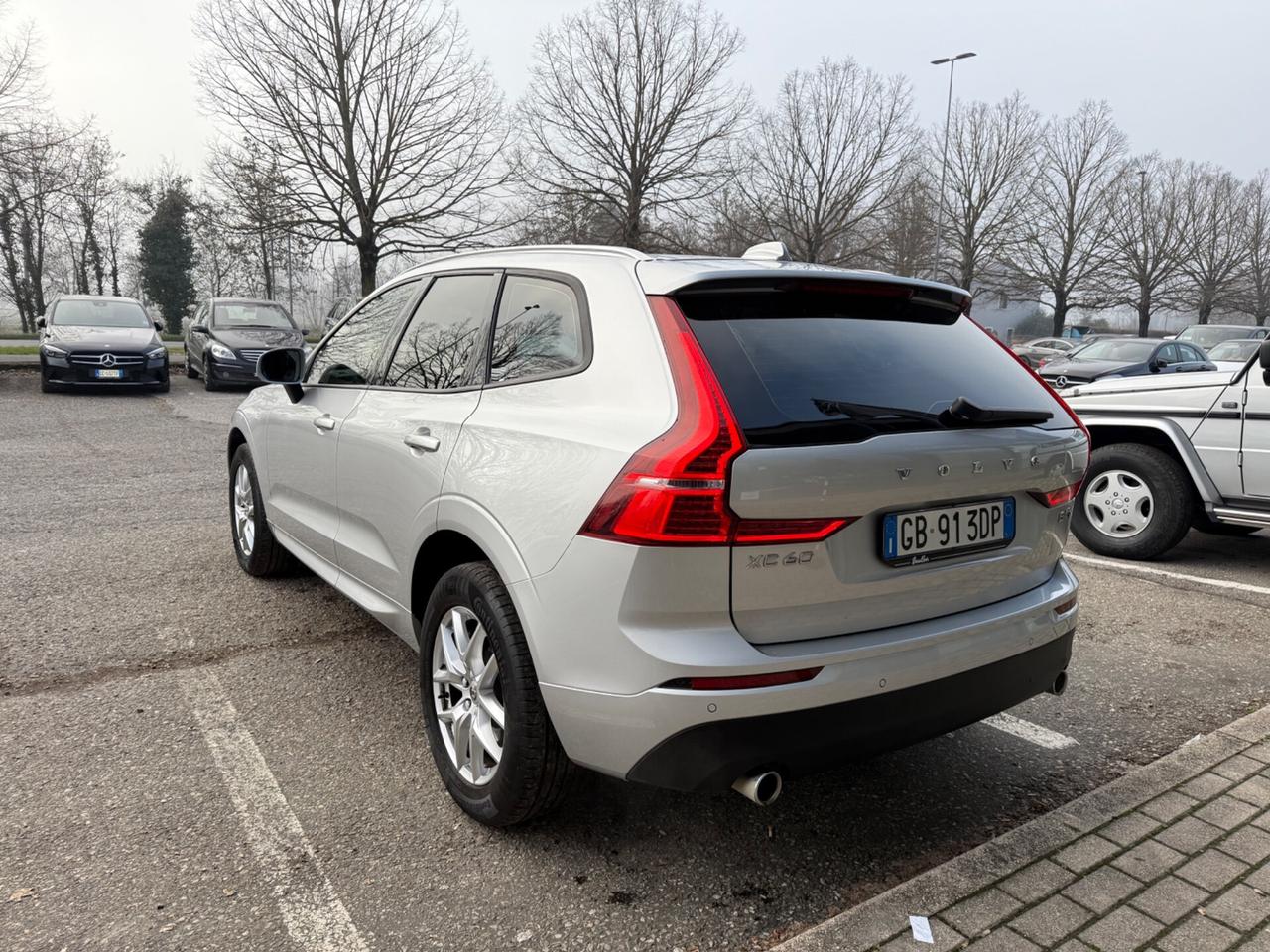 Volvo XC 60 XC60 B4 (d) AWD Geartronic Momentum